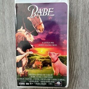 BABE a little pig goes a long way MCA universal VHS​